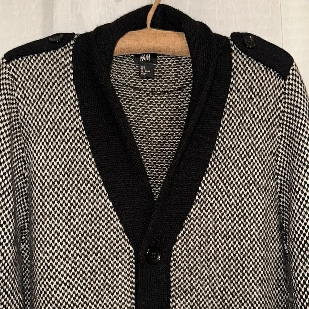 H&M L Black White Checkered Knit Wool Blend Shawl Button Front Cardigan Sweater